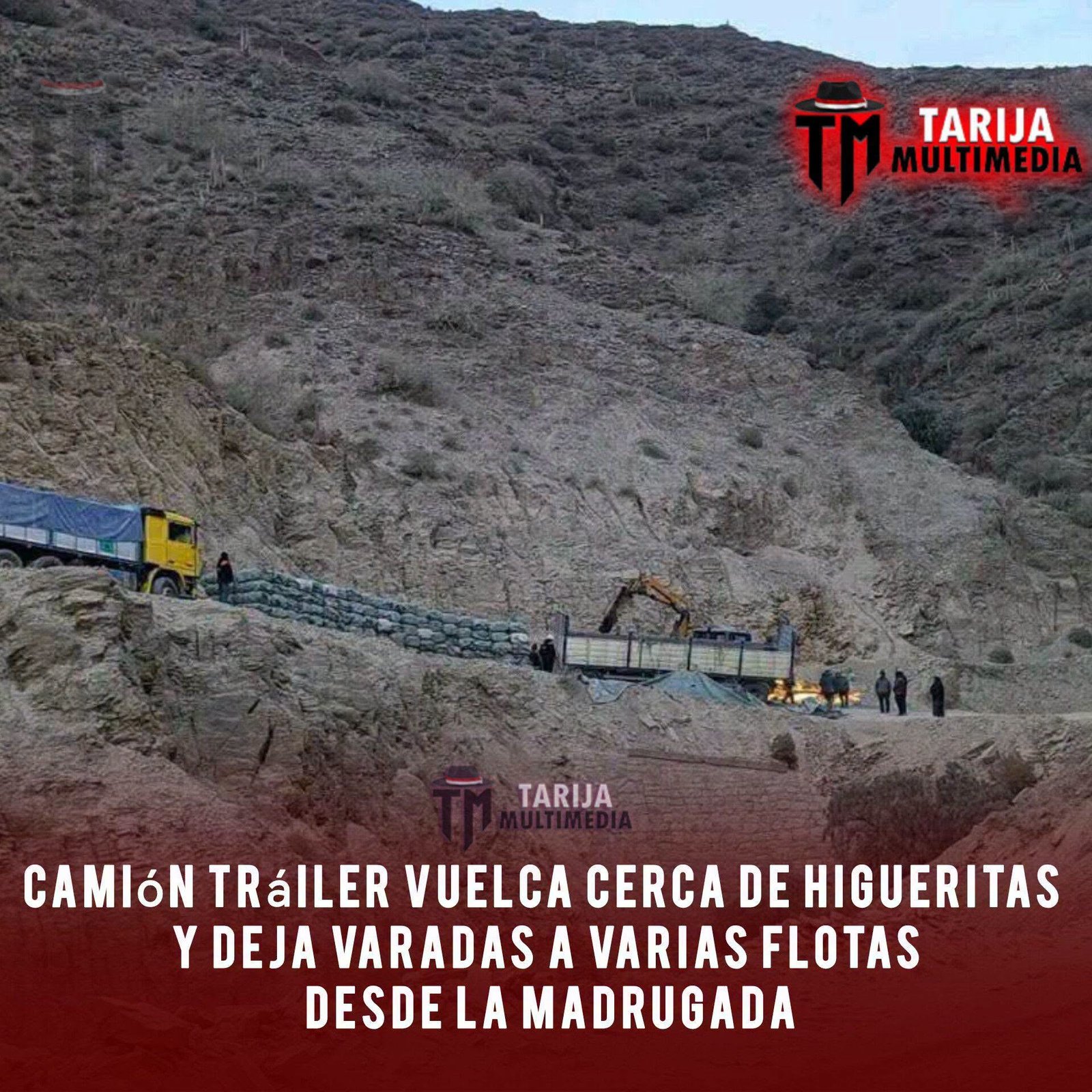 Camión tráiler vuelca cerca de Higueritas y deja varadas a varias flotas desde la madrugada